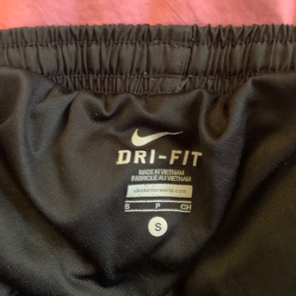 Nike Dri Fit Running Shorts - Picture 3 of 3